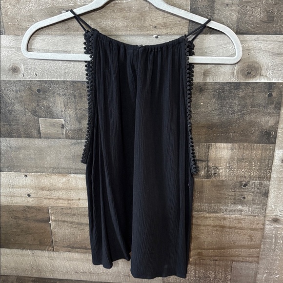Dressy black tank - Picture 6 of 7